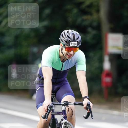 14.09.2025 - Stadtparktriathlon Michael Burmester http://msf.ph/oto/8905881 14.09.2025 13:17:37 Radfahren 1427, 1488, 1499, 1510, 1522, 1544 meine-sportfotos.de
