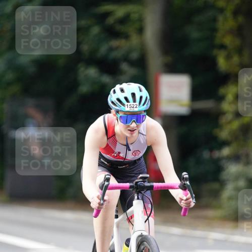 14.09.2025 - Stadtparktriathlon Michael Burmester http://msf.ph/oto/8905888 14.09.2025 13:17:44 Radfahren 1325, 1454, 1510, 1522, 1534 meine-sportfotos.de