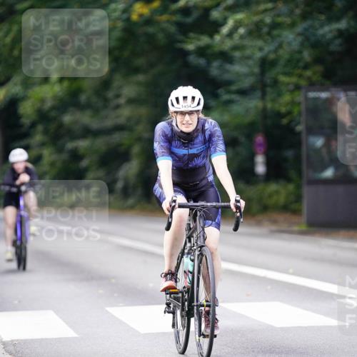 14.09.2025 - Stadtparktriathlon Michael Burmester http://msf.ph/oto/8905890 14.09.2025 13:17:46 Radfahren 1325, 1454, 1522, 1534 meine-sportfotos.de