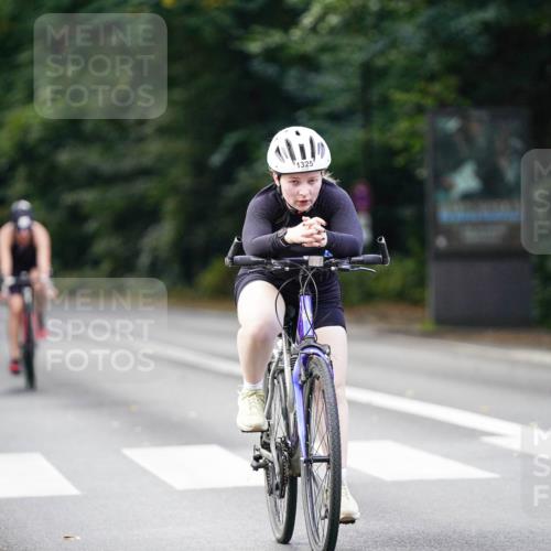 14.09.2025 - Stadtparktriathlon Michael Burmester http://msf.ph/oto/8905894 14.09.2025 13:17:48 Radfahren 1325, 1454, 1522, 1534 meine-sportfotos.de