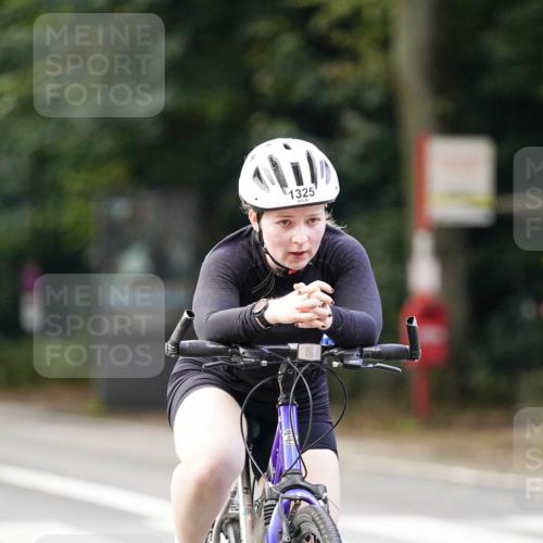 14.09.2025 - Stadtparktriathlon Michael Burmester http://msf.ph/oto/8905897 14.09.2025 13:17:49 Radfahren 1325, 1448, 1454, 1522, 1534 meine-sportfotos.de