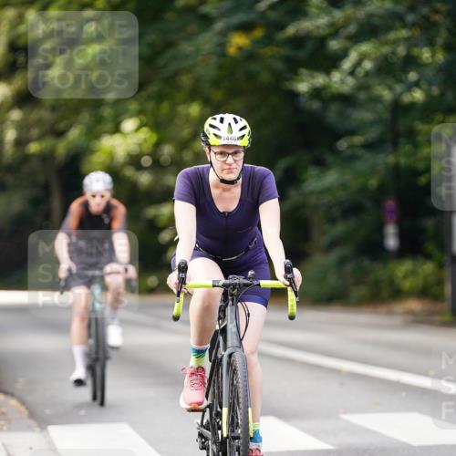 14.09.2025 - Stadtparktriathlon Michael Burmester http://msf.ph/oto/8905900 14.09.2025 13:17:56 Radfahren 1448, 1515, 1534 meine-sportfotos.de