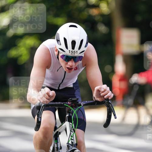 14.09.2025 - Stadtparktriathlon Michael Burmester http://msf.ph/oto/8905910 14.09.2025 13:18:11 Radfahren 1329, 1551 meine-sportfotos.de