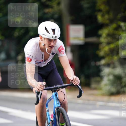 14.09.2025 - Stadtparktriathlon Michael Burmester http://msf.ph/oto/8905919 14.09.2025 13:18:32 Radfahren 1436, 1453, 1467, 1480, 1501, 1521, 1543, 1545 meine-sportfotos.de