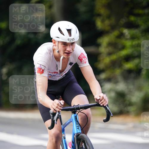 14.09.2025 - Stadtparktriathlon Michael Burmester http://msf.ph/oto/8905920 14.09.2025 13:18:33 Radfahren 1436, 1453, 1480, 1501, 1521, 1543, 1545 meine-sportfotos.de