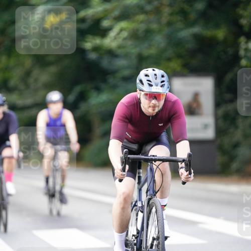 14.09.2025 - Stadtparktriathlon Michael Burmester http://msf.ph/oto/8905935 14.09.2025 13:18:49 Radfahren 1431, 1489, 1493, 1508, 1519, 1539 meine-sportfotos.de