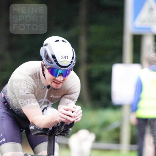 14.09.2025 - Stadtparktriathlon Michael Burmester http://msf.ph/oto/8905946 14.09.2025 09:03:04 Radfahren 341, 352, 354, 451 meine-sportfotos.de