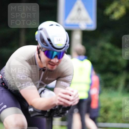 14.09.2025 - Stadtparktriathlon Michael Burmester http://msf.ph/oto/8905948 14.09.2025 09:03:04 Radfahren 341, 352, 354, 451 meine-sportfotos.de