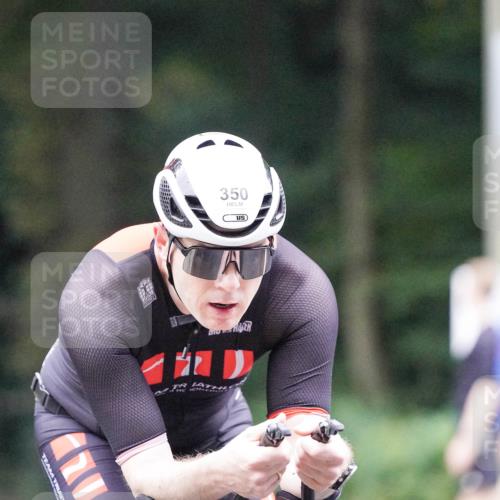 14.09.2025 - Stadtparktriathlon Michael Burmester http://msf.ph/oto/8905954 14.09.2025 09:03:15 Radfahren 337, 350, 353, 354 meine-sportfotos.de