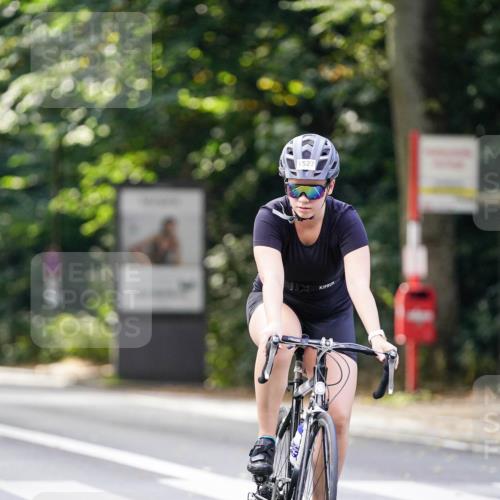14.09.2025 - Stadtparktriathlon Michael Burmester http://msf.ph/oto/8905959 14.09.2025 13:19:19 Radfahren 1438, 1439, 1527, 1546, 1598 meine-sportfotos.de