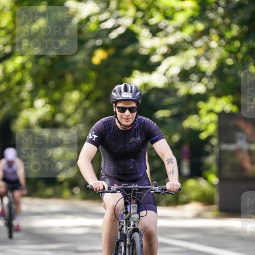 14.09.2025 - Stadtparktriathlon Michael Burmester http://msf.ph/oto/8905977 14.09.2025 13:19:32 Radfahren 1473, 1476, 1484, 1546, 1558, 1611 meine-sportfotos.de