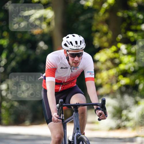 14.09.2025 - Stadtparktriathlon Michael Burmester http://msf.ph/oto/8905994 14.09.2025 13:19:45 Radfahren 1397, 1450, 1494, 1537, 1620 meine-sportfotos.de