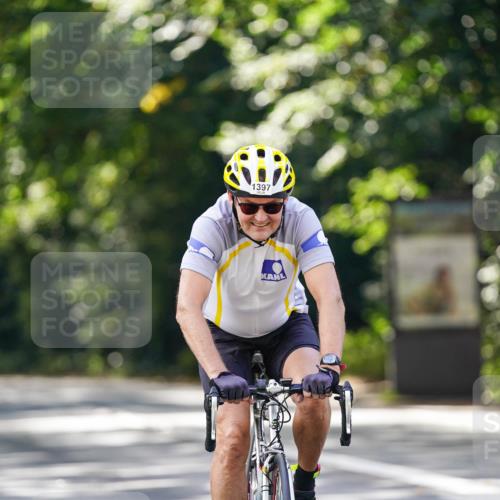 14.09.2025 - Stadtparktriathlon Michael Burmester http://msf.ph/oto/8906006 14.09.2025 13:19:50 Radfahren 1357, 1376, 1397, 1450, 1494, 1537, 1541, 1620 meine-sportfotos.de