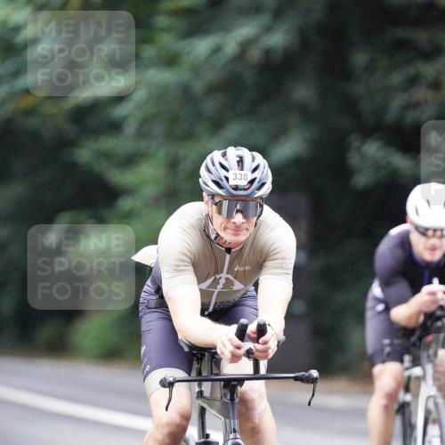 14.09.2025 - Stadtparktriathlon Michael Burmester http://msf.ph/oto/8906034 14.09.2025 09:04:21 Radfahren 303, 332, 338, 369, 372 meine-sportfotos.de