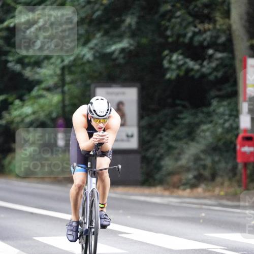 14.09.2025 - Stadtparktriathlon Michael Burmester http://msf.ph/oto/8906050 14.09.2025 09:04:33 Radfahren 315, 316, 360 meine-sportfotos.de