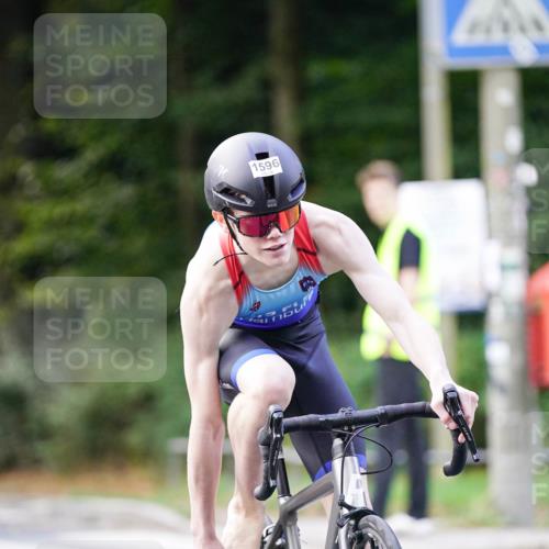 14.09.2025 - Stadtparktriathlon Michael Burmester http://msf.ph/oto/8906052 14.09.2025 13:20:20 Radfahren 1341, 1497, 1513, 1581, 1596, 1605, 1607 meine-sportfotos.de