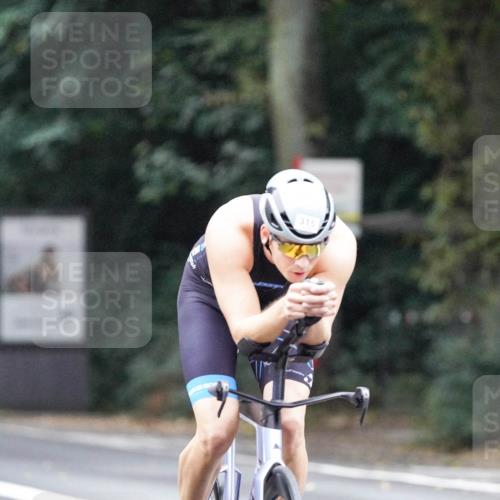14.09.2025 - Stadtparktriathlon Michael Burmester http://msf.ph/oto/8906053 14.09.2025 09:04:33 Radfahren 315, 316, 360 meine-sportfotos.de