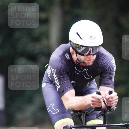 14.09.2025 - Stadtparktriathlon Michael Burmester http://msf.ph/oto/8906060 14.09.2025 09:04:34 Radfahren 315, 316, 360 meine-sportfotos.de