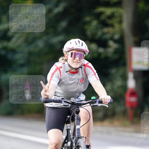 14.09.2025 - Stadtparktriathlon Michael Burmester http://msf.ph/oto/8906070 14.09.2025 13:20:32 Radfahren 1437, 1465, 1576, 1607 meine-sportfotos.de