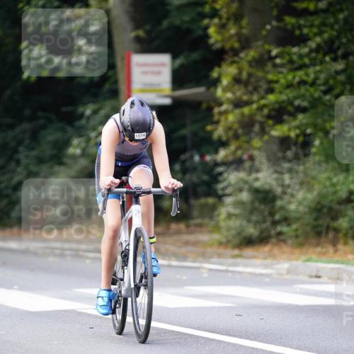 14.09.2025 - Stadtparktriathlon Michael Burmester http://msf.ph/oto/8906074 14.09.2025 13:20:33 Radfahren 1437, 1465, 1576 meine-sportfotos.de