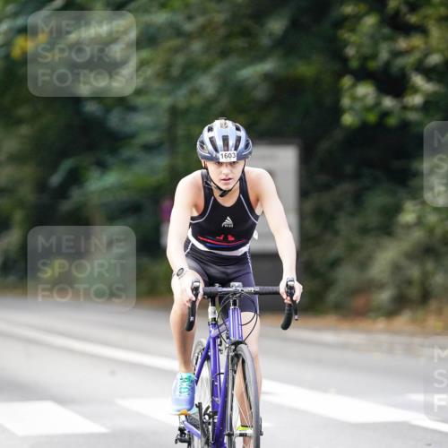 14.09.2025 - Stadtparktriathlon Michael Burmester http://msf.ph/oto/8906094 14.09.2025 13:20:44 Radfahren 1434, 1435, 1463, 1483, 1579, 1603 meine-sportfotos.de