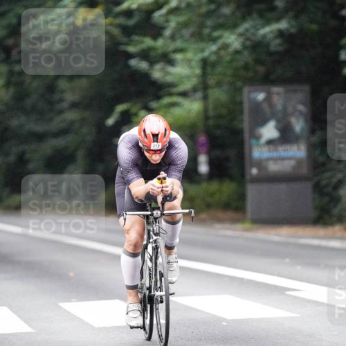 14.09.2025 - Stadtparktriathlon Michael Burmester http://msf.ph/oto/8906108 14.09.2025 09:05:21 Radfahren 312, 355, 408, 416, 436 meine-sportfotos.de