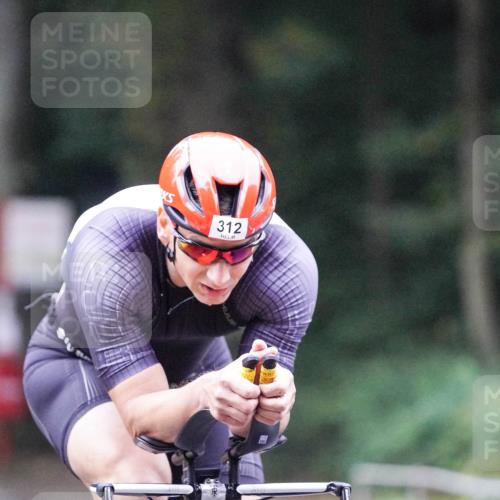 14.09.2025 - Stadtparktriathlon Michael Burmester http://msf.ph/oto/8906116 14.09.2025 09:05:22 Radfahren 312, 351, 355, 408, 416, 436 meine-sportfotos.de