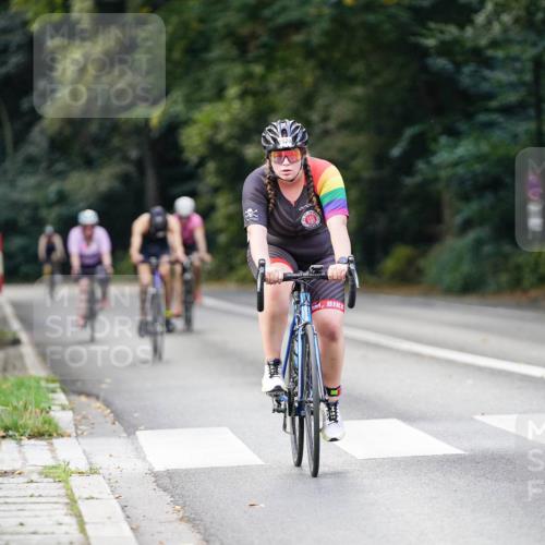 14.09.2025 - Stadtparktriathlon Michael Burmester http://msf.ph/oto/8906118 14.09.2025 13:20:55 Radfahren 1331, 1463, 1483, 1528, 1556, 1579, 1618 meine-sportfotos.de