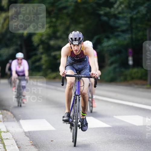 14.09.2025 - Stadtparktriathlon Michael Burmester http://msf.ph/oto/8906123 14.09.2025 13:20:58 Radfahren 1331, 1483, 1528, 1556, 1616, 1618 meine-sportfotos.de