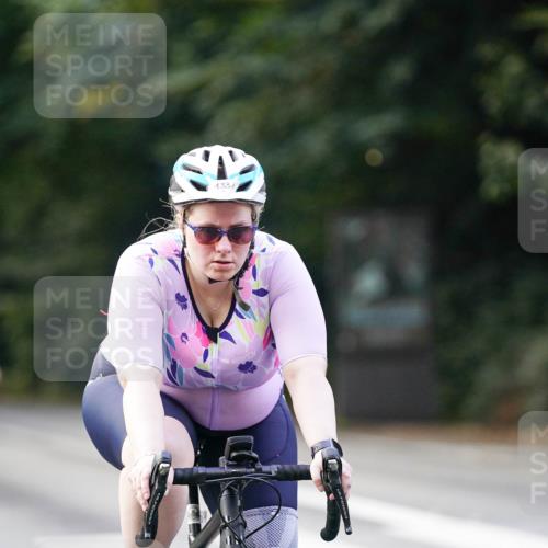 14.09.2025 - Stadtparktriathlon Michael Burmester http://msf.ph/oto/8906133 14.09.2025 13:21:03 Radfahren 1331, 1504, 1528, 1556, 1594, 1616, 1618 meine-sportfotos.de
