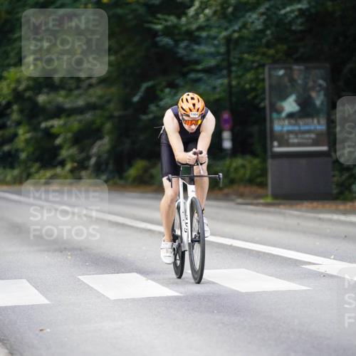 14.09.2025 - Stadtparktriathlon Michael Burmester http://msf.ph/oto/8906139 14.09.2025 13:21:07 Radfahren 1331, 1504, 1594, 1616 meine-sportfotos.de