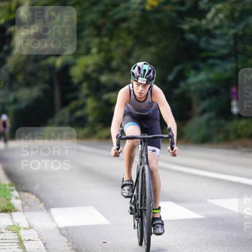 14.09.2025 - Stadtparktriathlon Michael Burmester http://msf.ph/oto/8906146 14.09.2025 13:21:09 Radfahren 1331, 1504, 1594, 1616 meine-sportfotos.de