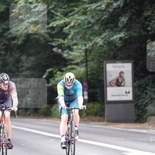 14.09.2025 - Stadtparktriathlon Michael Burmester http://msf.ph/oto/8906155 14.09.2025 09:05:59 Radfahren 306, 307, 320, 356, 412, 480 meine-sportfotos.de