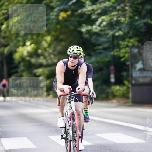 14.09.2025 - Stadtparktriathlon Michael Burmester http://msf.ph/oto/8906177 14.09.2025 13:21:44 Radfahren 1469, 1514, 1530, 1538, 1552, 1564 meine-sportfotos.de
