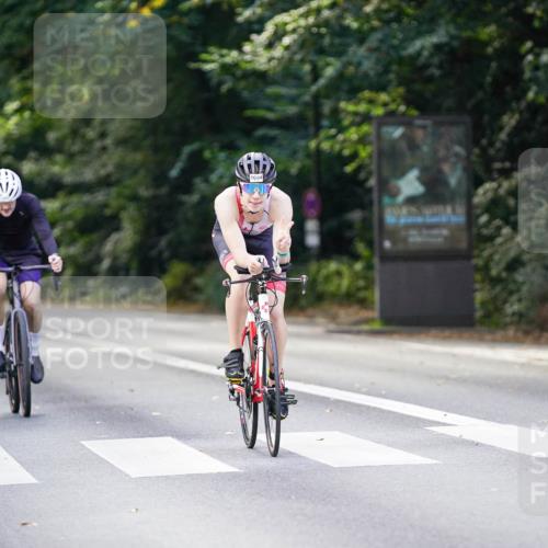 14.09.2025 - Stadtparktriathlon Michael Burmester http://msf.ph/oto/8906205 14.09.2025 13:22:02 Radfahren 1487, 1490, 1505, 1525, 1604 meine-sportfotos.de