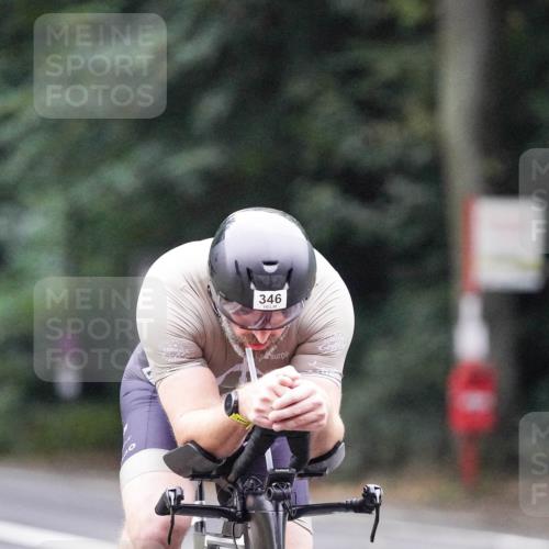 14.09.2025 - Stadtparktriathlon Michael Burmester http://msf.ph/oto/8906208 14.09.2025 09:06:28 Radfahren 331, 346, 386 meine-sportfotos.de