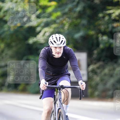 14.09.2025 - Stadtparktriathlon Michael Burmester http://msf.ph/oto/8906213 14.09.2025 13:22:04 Radfahren 1487, 1490, 1505, 1604 meine-sportfotos.de