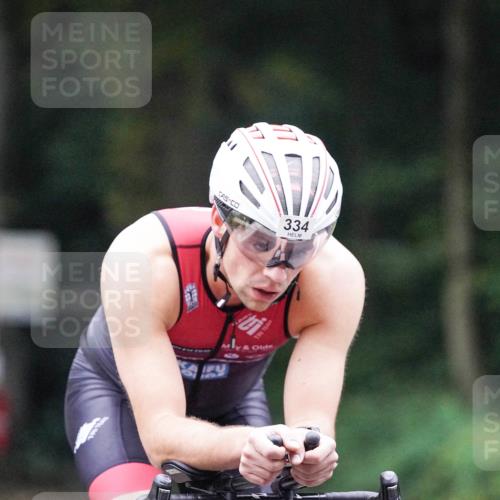 14.09.2025 - Stadtparktriathlon Michael Burmester http://msf.ph/oto/8906221 14.09.2025 09:06:44 Radfahren 334, 344, 374 meine-sportfotos.de