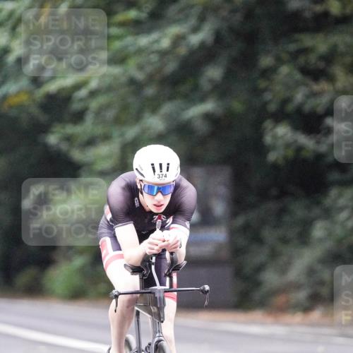 14.09.2025 - Stadtparktriathlon Michael Burmester http://msf.ph/oto/8906225 14.09.2025 09:06:48 Radfahren 334, 344, 374 meine-sportfotos.de
