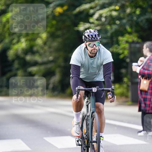 14.09.2025 - Stadtparktriathlon Michael Burmester http://msf.ph/oto/8906257 14.09.2025 13:22:24 Radfahren 1444, 1468, 1520, 1536, 1548, 1610 meine-sportfotos.de