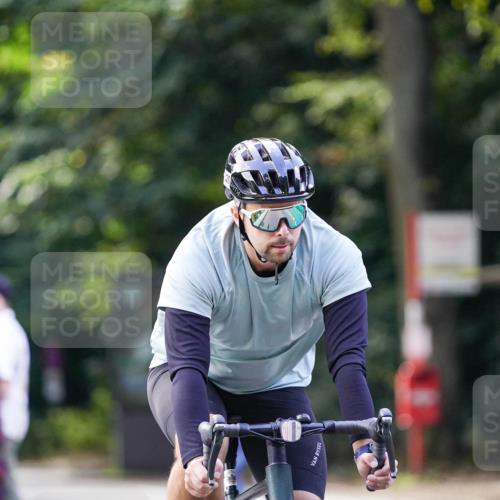 14.09.2025 - Stadtparktriathlon Michael Burmester http://msf.ph/oto/8906261 14.09.2025 13:22:25 Radfahren 1444, 1468, 1520, 1536, 1548, 1610 meine-sportfotos.de