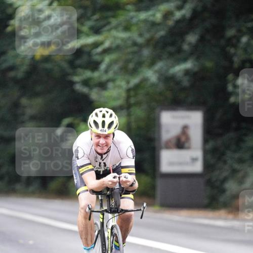 14.09.2025 - Stadtparktriathlon Michael Burmester http://msf.ph/oto/8906271 14.09.2025 09:07:47 Radfahren 324, 368, 380, 401, 404 meine-sportfotos.de