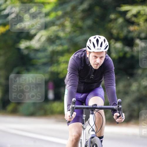 14.09.2025 - Stadtparktriathlon Michael Burmester http://msf.ph/oto/8906273 14.09.2025 13:22:32 Radfahren 1468, 1492, 1536, 1599, 1610 meine-sportfotos.de