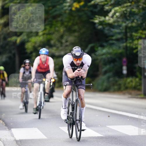 14.09.2025 - Stadtparktriathlon Michael Burmester http://msf.ph/oto/8906282 14.09.2025 13:22:40 Radfahren 1423, 1471, 1492, 1535, 1599 meine-sportfotos.de
