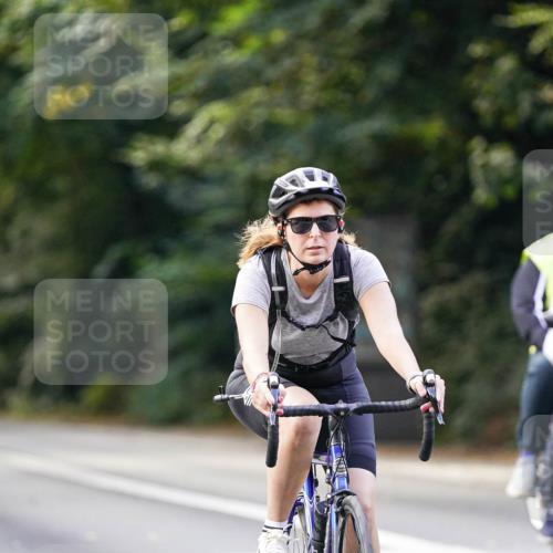 14.09.2025 - Stadtparktriathlon Michael Burmester http://msf.ph/oto/8906291 14.09.2025 13:22:43 Radfahren 1423, 1471, 1492, 1535 meine-sportfotos.de