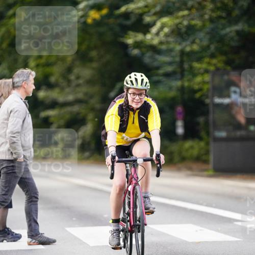 14.09.2025 - Stadtparktriathlon Michael Burmester http://msf.ph/oto/8906292 14.09.2025 13:22:46 Radfahren 1324, 1423, 1471, 1492, 1535 meine-sportfotos.de