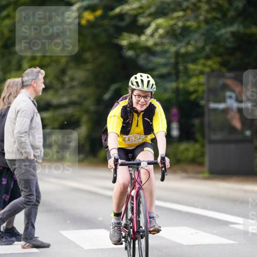 14.09.2025 - Stadtparktriathlon Michael Burmester http://msf.ph/oto/8906294 14.09.2025 13:22:46 Radfahren 1324, 1423, 1471, 1492, 1535 meine-sportfotos.de