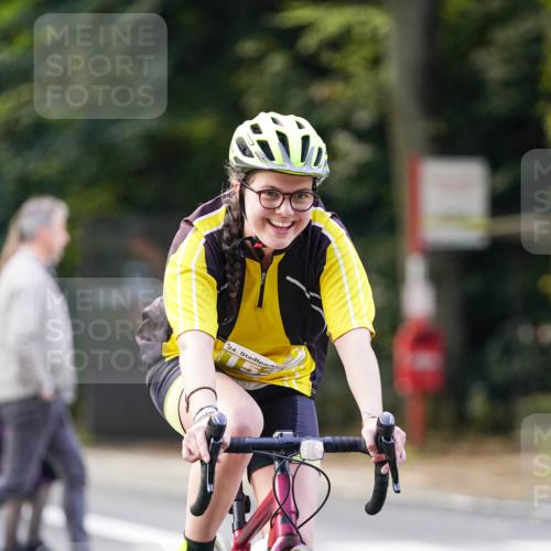14.09.2025 - Stadtparktriathlon Michael Burmester http://msf.ph/oto/8906299 14.09.2025 13:22:47 Radfahren 1324, 1423, 1471, 1535 meine-sportfotos.de