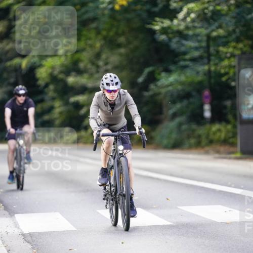 14.09.2025 - Stadtparktriathlon Michael Burmester http://msf.ph/oto/8906301 14.09.2025 13:22:52 Radfahren 1324, 1350, 1481, 1535 meine-sportfotos.de