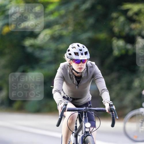14.09.2025 - Stadtparktriathlon Michael Burmester http://msf.ph/oto/8906304 14.09.2025 13:22:54 Radfahren 1324, 1350, 1481 meine-sportfotos.de